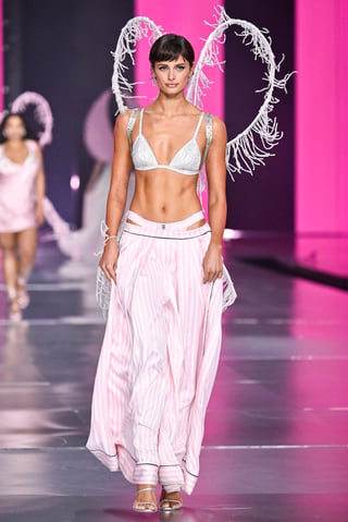 Desfile de Victoria's Secret regresa tras 6 años de ausencia