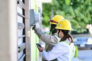 La Comisión Federal de Electricidad (CFE) arrancó con un nuevo operativo de verificación de consumo de luz en domicilios, en esta ocasión, en la colonia Villa Jardín, en el municipio de Lerdo.