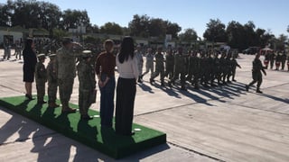 Pequeños de la Casa Hogar Abrázame vivieron la experiencia de ser militares por un día a invitación de la XI zona militar en Torreón.