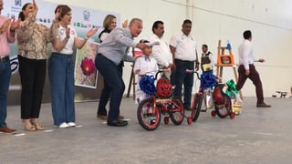 Premian a niños y niñas ganadores del concurso Octubre mes del desierto chihuahuense