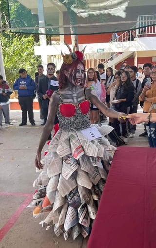 Con altares y festivales, escuelas laguneras celebran el Día de Muertos