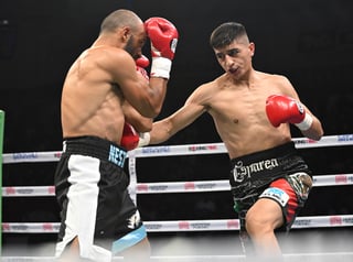 Demasiada pieza fue el lagunero Javid 'Gallo Giro' Ramírez, para el excampeón mundial Carlos 'King' Molina, al noquearlo en dos rounds y proclamarse monarca Internacional del Consejo Mundial de Boxeo (WBC, por sus siglas en inglés) de peso Medio, anoche en el Auditorio Municipal de Torreón.