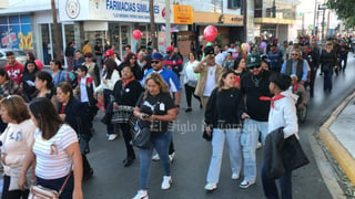 Peregrinación por la Virgen de Guadalupe en Día del Ferrocarrilero