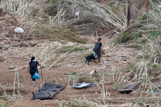 Los servicios de emergencia que trabajan en las labores de rescate y desescombro en Valencia, en el este español, a los que se han sumado efectivos de todo el país, describen todavía, nueve días después de las devastadoras inundaciones provocadas por el fuerte temporal, unos escenarios catastróficos e inimaginables.