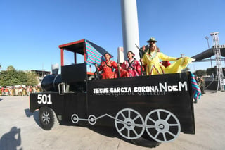 Desfile cívico militar por el 114 aniversario de la Revolución Mexicana