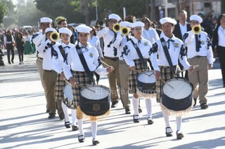 Desfile cívico militar por el 114 aniversario de la Revolución Mexicana