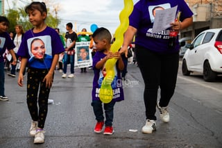 Familiares de desaparecidos peregrinan en Torreón como muestra de fe a la Virgen de Guadalupe