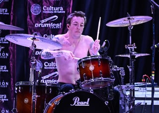 TOSH The Drummer: ‘Retumba’ su talento en el Laguna DrumFest