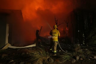 Incendio forestal en Pacific Palisades en Los Ángeles