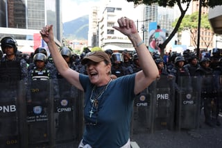 Detienen a María Corina Machado, líder opositora venezolana, tras una protesta