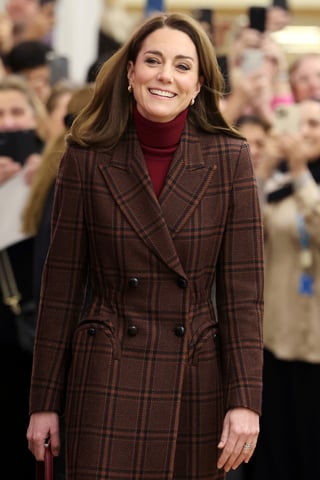 Este martes, la princesa de Wales Kate Middleton informó que su cáncer está en remisión. La noticia llega meses después de que hizo público el diagnóstico.

“Es un alivio estar en ahora en remisión y permanezco concentrada en la recuperación”, escribió Middleton en sus redes sociales.