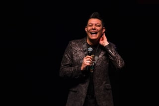 La noche del domingo 2 de febrero, el comediante Teo González presentó su nuevo espectáculo en el Teatro Nazas, el cual reunió a cientos de personas. Procedente de Zacatecas, arribó a Torreón en compañía de Paco Zavala 'El Chulo' y Miguel Aguirre. Las risas inundaron el recinto, demostrando que el evento fue todo un éxito.  Cabe mencionar que, previo a esta cita con sus seguidores laguneros, los tres comediantes visitaron las instalaciones de El Siglo de Torreón para una entrevista exclusiva, en la cual dieron a conocer el agradecimiento que le tienen a La Laguna.