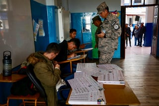 Inicia la votación en jornada electoral de Ecuador