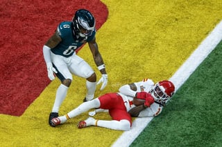 La edición del Super Bowl 59 se llevó a cabo este domingo 9 de febrero, partido donde solamente se presentó un equipo y fueron nada más ni nada menos que los Eagles de Filadelfia, conjunto que le negó el tricampeonato a Patrick Mahomes y a unos Chiefs que mostraron más deficiencias que virtudes en el magno evento de la NFL.