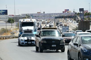 Protestan transportistas en el Periférico, denuncian hostigamiento de la Guardia Nacional