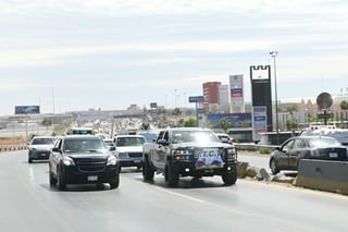 Protestan transportistas en el Periférico, denuncian hostigamiento de la Guardia Nacional