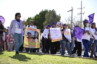 La fuerza de las mujeres se hizo presente por quinto año consecutivo, quienes “tomaron” las calles de la Comarca Lagunera con la marcha conmemorativa del Día Internacional de la Mujer, conocida también como el 8M.