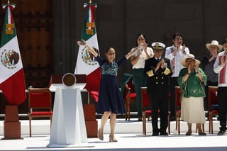 Claudia Sheinbaum ofrece mensaje en el Zócalo tras exención de aranceles