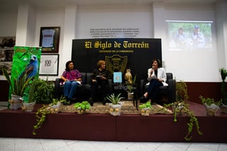 Julie Ibarra Rossow y Elizabeth Pérez Alemán presentan libro Las reinas del charco'