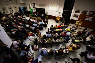 Julie Ibarra Rossow y Elizabeth Pérez Alemán presentan libro Las reinas del charco'