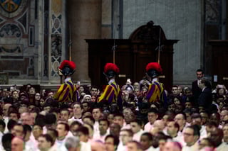 Guardia Suiza Pontificia, entre encargados de la seguridad del cónclave