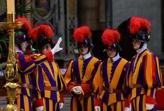 Guardia Suiza Pontificia, entre encargados de la seguridad del cónclave