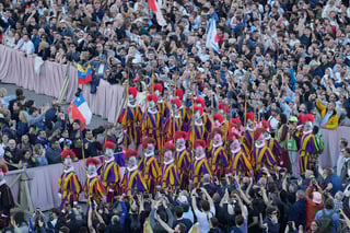Habemus papam: Humo blanco en el Vaticano, Iglesia Católica tiene nuevo papa Habemus papam: Humo blanco en el Vaticano, Iglesia Católica tiene nuevo papa