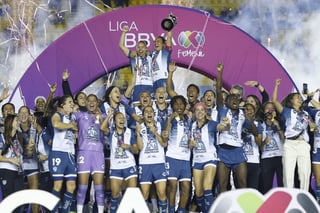 Pachuca gana su primer título de la Liga MX Femenil; América no pudo remontar Pachuca gana su primer título de la Liga MX Femenil; América no pudo remontar