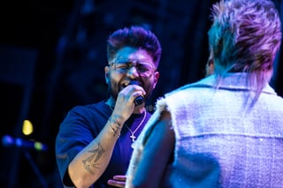 Maestros laguneros bailan al ritmo de Tropicalísimo Apache, La Firma y Los Invasores de Nuevo León