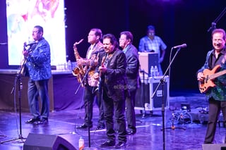Los Apson hacen vivir a los laguneros una noche de rock and roll Los Apson hacen vivir a los laguneros una noche de rock and roll