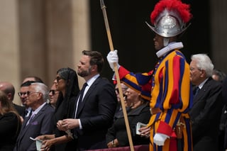 León XIV inaugura su papado con un llamamiento a la paz en el mundo y a la unidad León XIV inaugura su papado con un llamamiento a la paz en el mundo y a la unidad