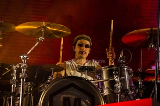 Morat ofreció un emotivo show en el Estadio de la Revolución de Torreón, marcando el inicio de su gira Asuntos Pendientes 2025 ante miles de fans que corearon cada canción.
