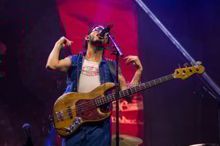 Morat ofreció un emotivo show en el Estadio de la Revolución de Torreón, marcando el inicio de su gira Asuntos Pendientes 2025 ante miles de fans que corearon cada canción.