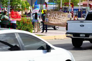 Manifestación contra retiro de árboles por la obra Abastos-Independencia Manifestación contra retiro de árboles por la obra Abastos-Independencia