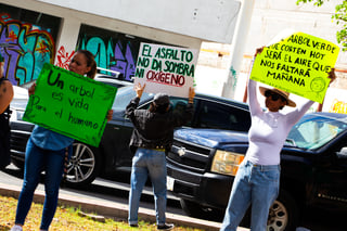Manifestación contra retiro de árboles por la obra Abastos-Independencia Manifestación contra retiro de árboles por la obra Abastos-Independencia