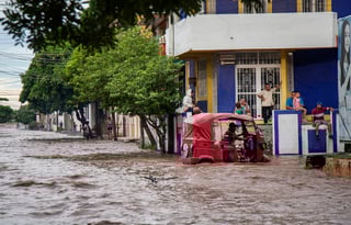 Así fueron las afectaciones por huracán Erick en sur de México Así fueron las afectaciones por huracán Erick en sur de México