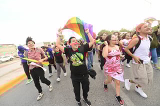 Marchan en Gómez Palacio y Lerdo por el Orgullo LGBT+ Marchan en Gómez Palacio y Lerdo por el Orgullo LGBT+