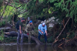 Fuertes lluvias dejan decenas de desaparecidos y muertos en Texas Fuertes lluvias dejan decenas de desaparecidos y muertos en Texas