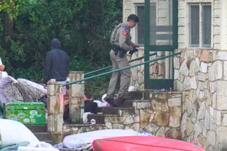 Fuertes lluvias dejan decenas de desaparecidos y muertos en Texas Fuertes lluvias dejan decenas de desaparecidos y muertos en Texas