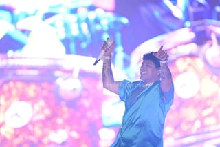 Aunque una de sus melodías más famosas es Ya supérame, la realidad es que Grupo Firme demostró ser insuperable para La Laguna.

Pasó un lustro para que Eduin Caz, su vocalista, regresara a esta tierra; no obstante, bastó este fin de semana para saldar su deuda con sus fans laguneros.