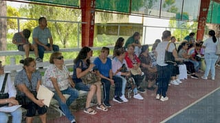 Abarrotan primer día de registro de la Pensión Mujeres Bienestar Abarrotan primer día de registro de la Pensión Mujeres Bienestar