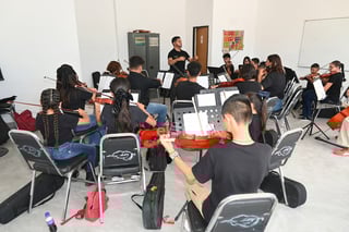 Sonoridad y orgullo: los niños músicos de Mapimí