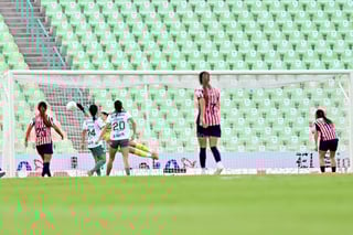 Extra, Extra... Ganan las Guerreras a Chivas en el Estadio Corona