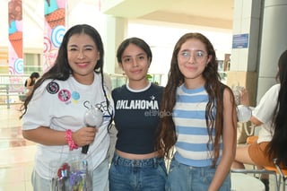 Gaby, Denisse y Lenna.