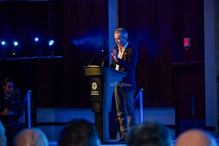 El Tecnológico de Monterrey dio la bienvenida a la Generación 12 de Líderes del Mañana, un programa que otorga becas del 100 % a 200 estudiantes de México y Centroamérica que destacan en la excelencia académica y el liderazgo social.