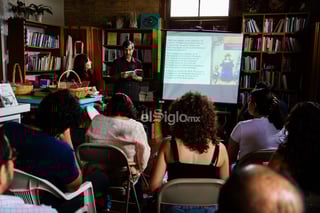 Taller aborda las narrativas del yo Taller aborda las narrativas del yo