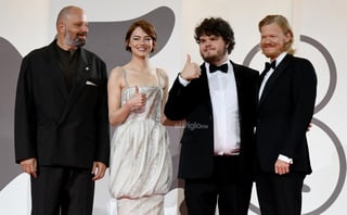 El Festival Internacional de Cine de Venecia es uno de los festivales de cine más prestigiosos del mundo, solo superado por Cannes.
Venecia también es un evento lleno de estrellas, reuniendo algunas de las mejores películas del cine internacional y a menudo influyendo en la carrera hacia los Oscar.