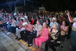 Con éxitos como Siempre en mi mente, Amor Eterno, Noa Noa, Querida y Hasta que te conocí, la Banda Municipal de Torreón presentó un concierto en homenaje a Juan Gabriel en Casa Mudéjar, la tarde del pasado 27 de agosto, previo al noveno aniversario luctuoso del artista.