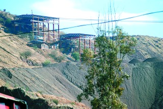 Protección Civil Municipal desconocía que las detonaciones en la mina Cerro de Mercado causaran daños a las viviendas de las colonias anexas a la empresa.
