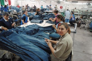 En este acuerdo México tiene una intervención de 70 millones de metros cúbicos de telas para confeccionar prendas en los países de Centroamérica.